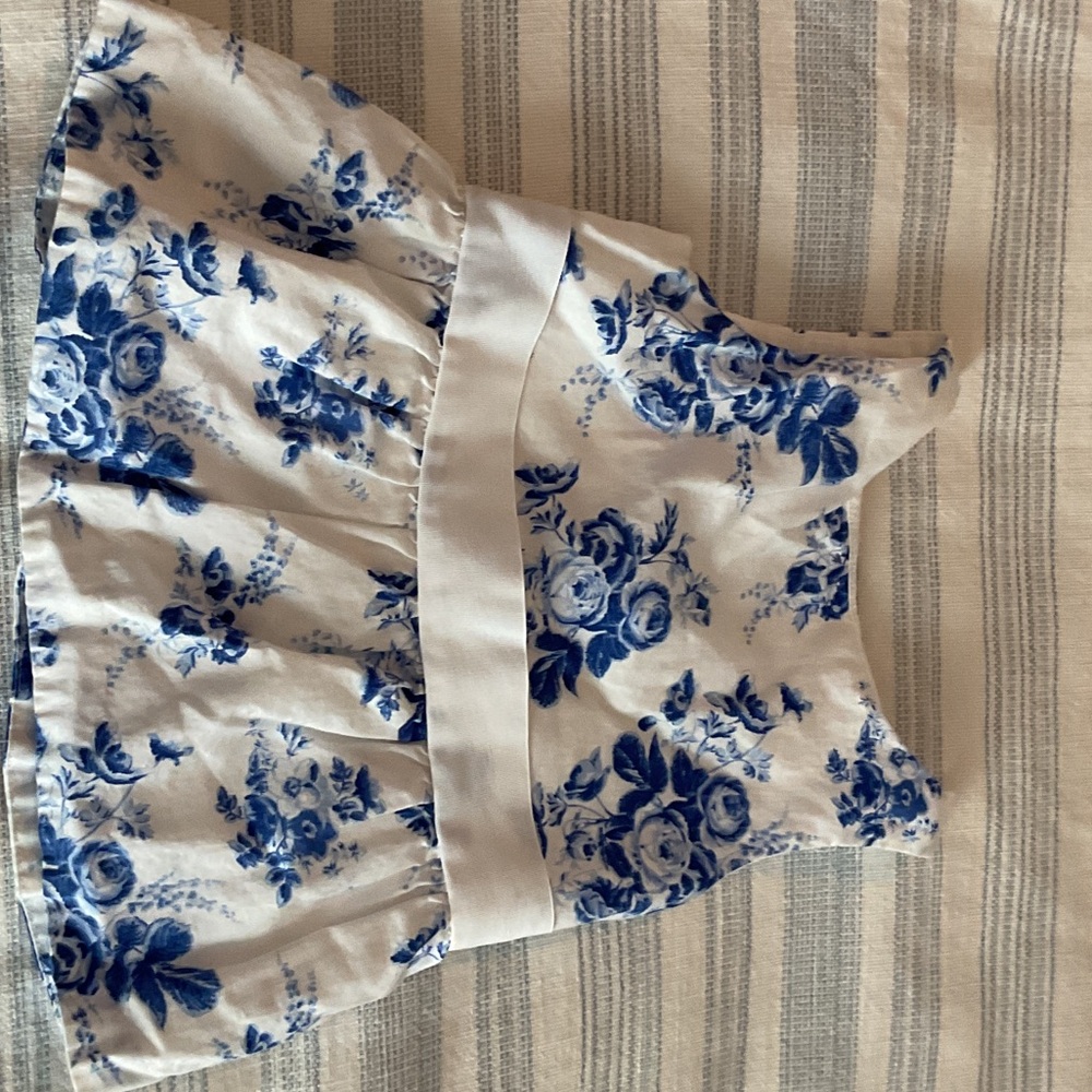 Girls Janie and Jack Blue and White Floral Sleeveless Peplum Top - Size 4T